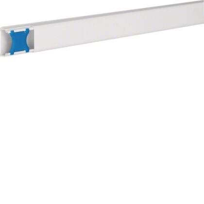 HAGER Atéha lijst 16*30 mm l. 2