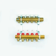 Begetube UFH messing collectorset vloerverwarming met ingebouwde debietmeters en regelkranen 4/4 - 9 x M24 - ophangbeugels 250 mm - met vul- en aflaatkranen 211105909
