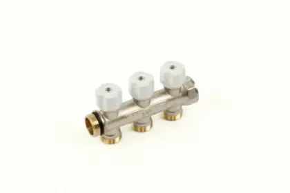 Begetube WP vernikkelde collector met ingebouwde regelkranen met witte knoppen 3/4 - 3 x M24 225071003