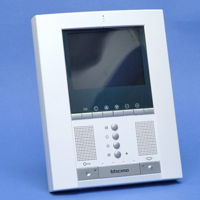 BTICINO Deurstation video Pivot - met kleurenscherm - 2-draads - wit 344152