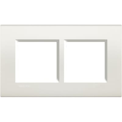 BTICINO LivingLight - Rechthoekige afdekplaat 2x2 modules 57mm wit LNA4832M2BI