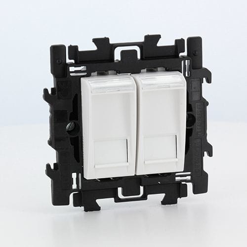 BTICINO LL Compleet dubbele RJ45 6UTP met spanklauwen wit N4279C6S2