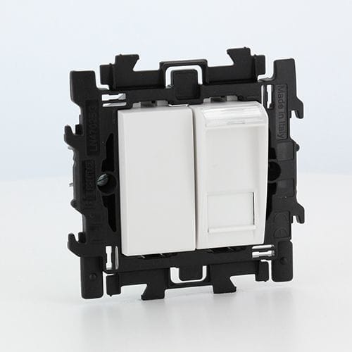 BTICINO LL Compleet RJ45 +blinde toets met spanklauwen  wit N4279C6SS