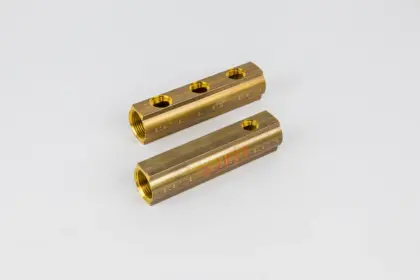 Begetube Verdeler voor CV messing Begetube 1" + 3 x 1" met ontluchting