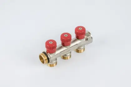 Begetube Verdeler voor CV messing Begetube 3/4" + 3 x 3/4" rood 225071103