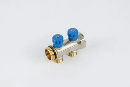 Begetube Verdeler voor CV messing Begetube 1" + 2 x 1" blauw 225101202