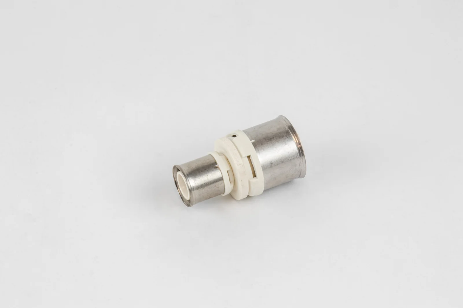 Begetube Persverloopmof kunststof 32/3x20/2mm FF (drink)water Begetube Alpex PPSU 88632150