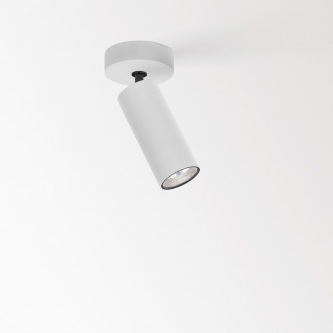DELTA LIGHT SPY 39 ON 93040 W 24127 9330 W