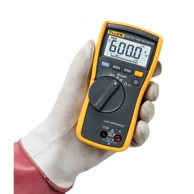 FLUKE Fluke 113 Compacte elektrische RMS basismultimeter met VCHECK 3088053