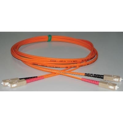 FUMO COMMUNICATIONS SC duplex SC duplex fiber patchcord multimode 50/125 OM2 lengte 2m oranje LLPTDXSCSC-50-2