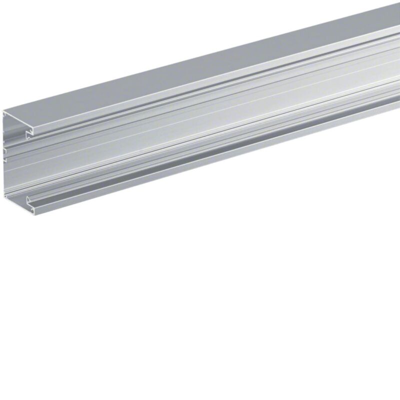 HAGER Sokkel voor installatiekanaal in alu RAL9016minium 65x100 mm BRAP651001ELN