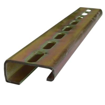 HUPPERTZ Asymmetrische DIN rail bichromaat + geperforeerd M6