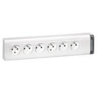 LEGRAND Meervoudige contactdoos 6 x 2P+A 10/16A 230V wit zonder snoer 050611