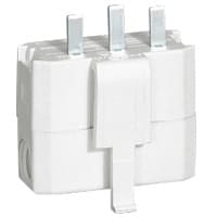 LEGRAND DCL stekker 2P+A 6A 250V met kabelhouder 060134