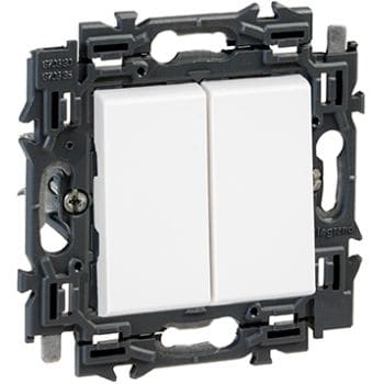 LEGRAND Valena Next wisselschakelaar 10AX + drukknop 6A volledig apparaat wit met spankl 741551