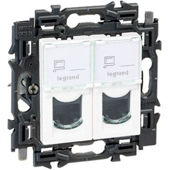 LEGRAND Valena Next contactdoos 2xRJ45 UTP cat6 volledig apparaat wit met spanklauwen 741571