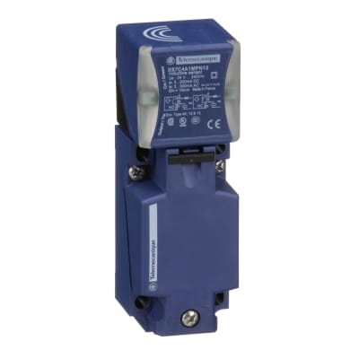 Telemecanique Sensors inductieve sensor XS7 40x40x117 - PBT - Sn15mm - 24..240VAC/DC - klemmen XS7C4A1MPN12