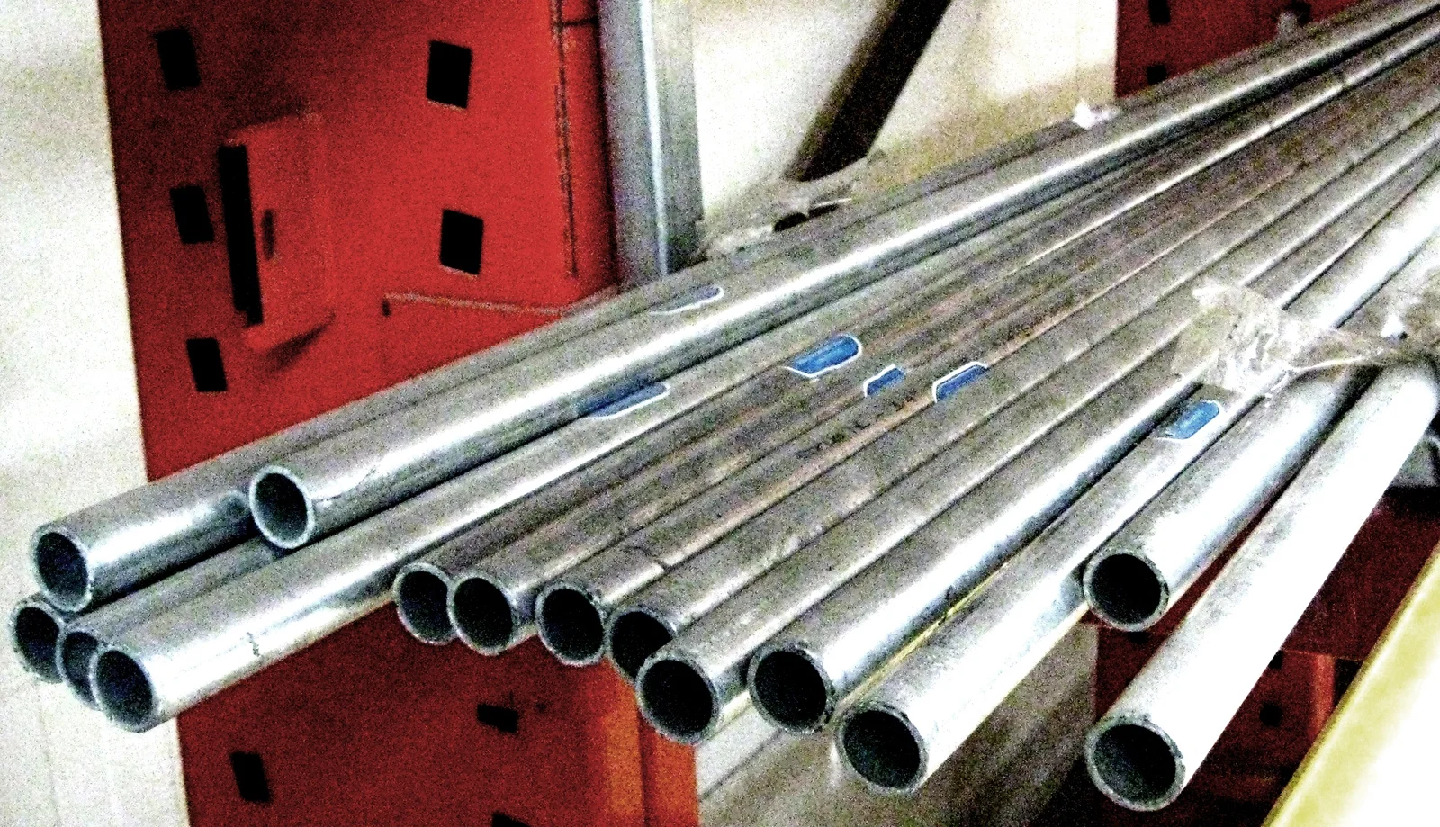 ZNB Gelaste buis verzinkt 2 lengte: 6m 2440GI