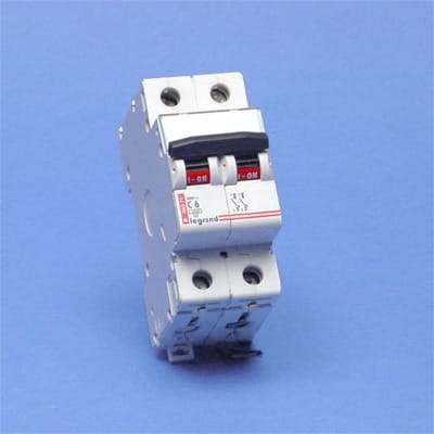 LEGRAND Automaat DE - 3kA 2p c06 2 modules Lexic 400 V 006071