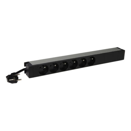 LEGRAND PDU 19   6x Belgische contact- dozen 3m snoer RA/PA stekker 646805