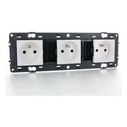 LEGRAND Valena Next contactdoos 3x2P+A voorbekabeld volledig apparaat wit met schroefbev 741523